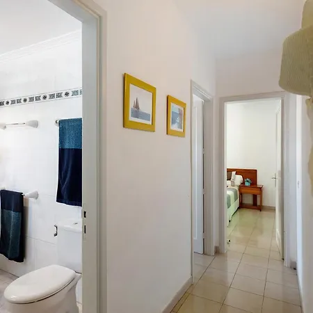 Spacious Sunny Relaxing Lanzarote Holiday home *