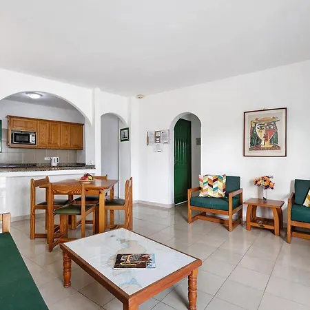 Spacious Sunny Relaxing Lanzarote Дом отдыха Пуэрто дель Кармен