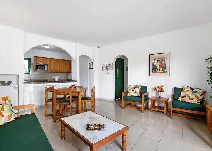 Spacious Sunny Relaxing Lanzarote Дом отдыха Пуэрто дель Кармен