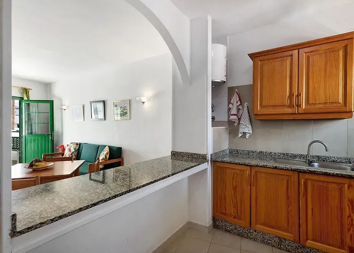 Дом отдыха Spacious Sunny Relaxing Lanzarote Пуэрто дель Кармен